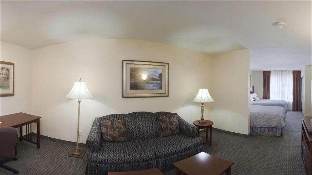 Staybridge Suites Dallas/Addison, An Ihg Hotel Екстер'єр фото