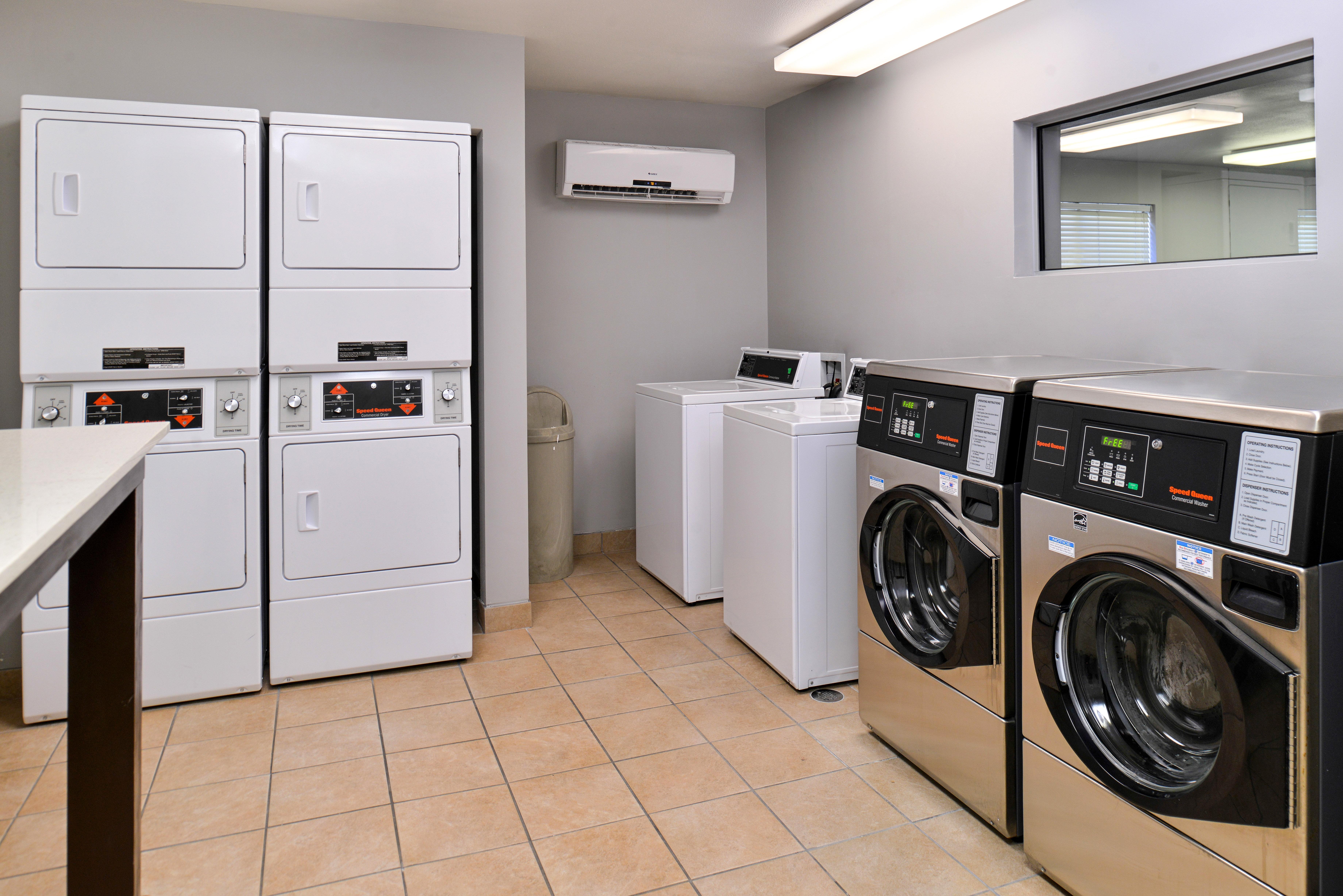 Staybridge Suites Dallas/Addison, An Ihg Hotel Екстер'єр фото