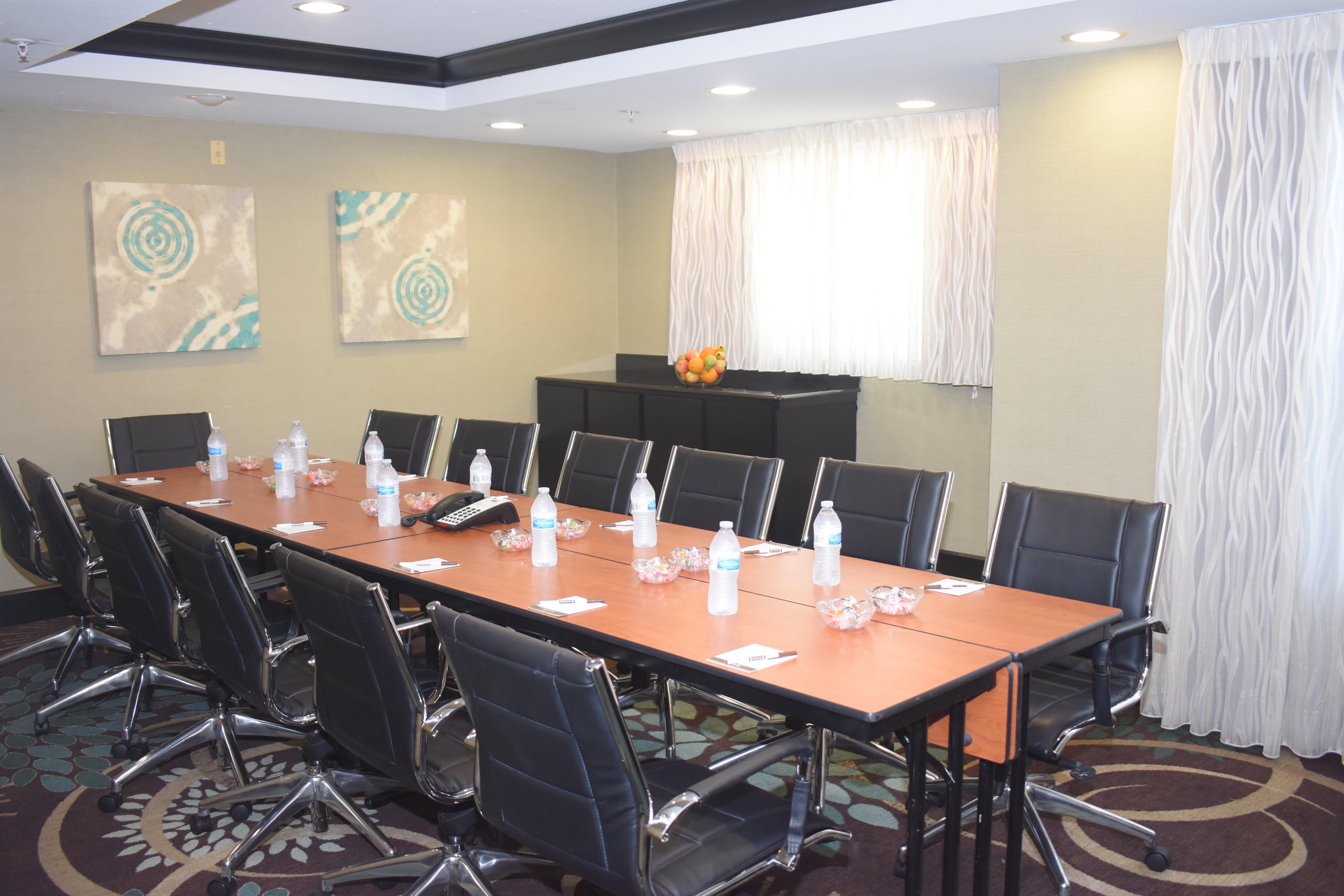 Staybridge Suites Dallas/Addison, An Ihg Hotel Екстер'єр фото