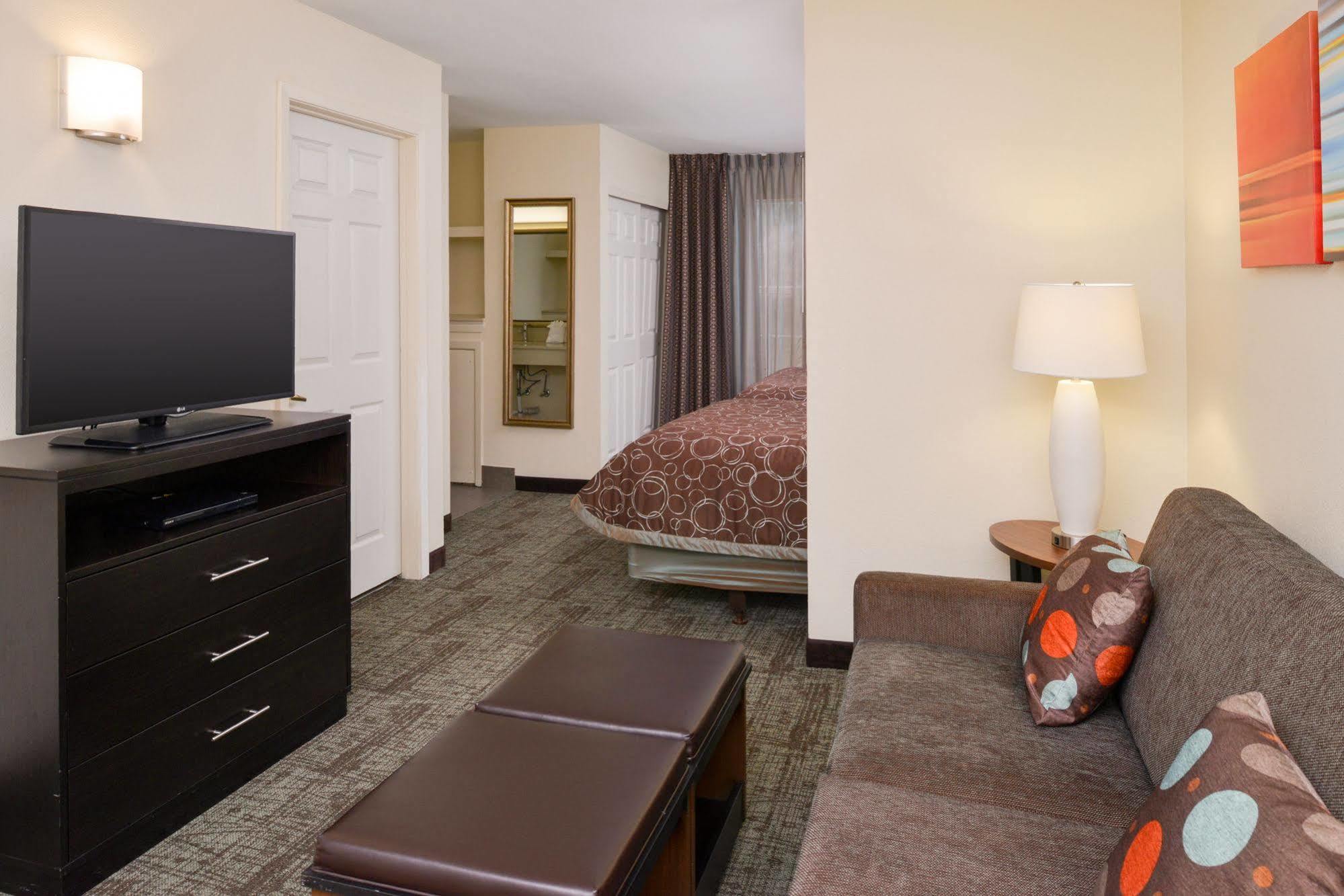 Staybridge Suites Dallas/Addison, An Ihg Hotel Екстер'єр фото